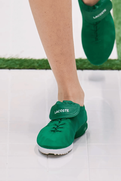 В тренді серед взуття оригінальні кольори