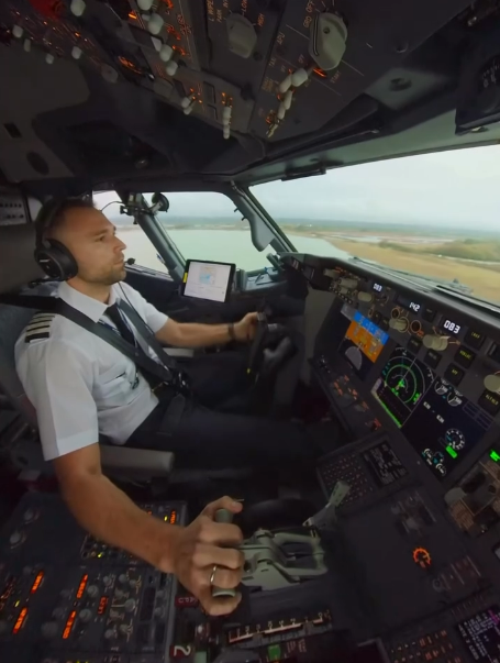 Максим Михайлюк