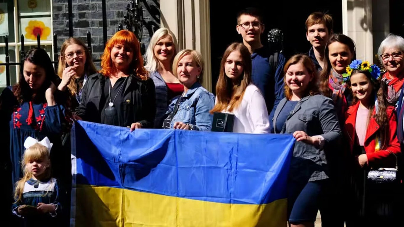 В Великобритании тысячи украинских беженцев могут потерять жилье — детали