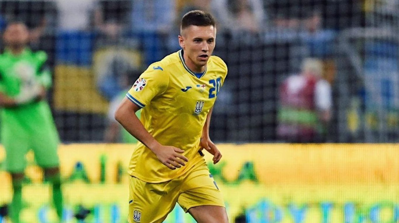 Егор Назарина