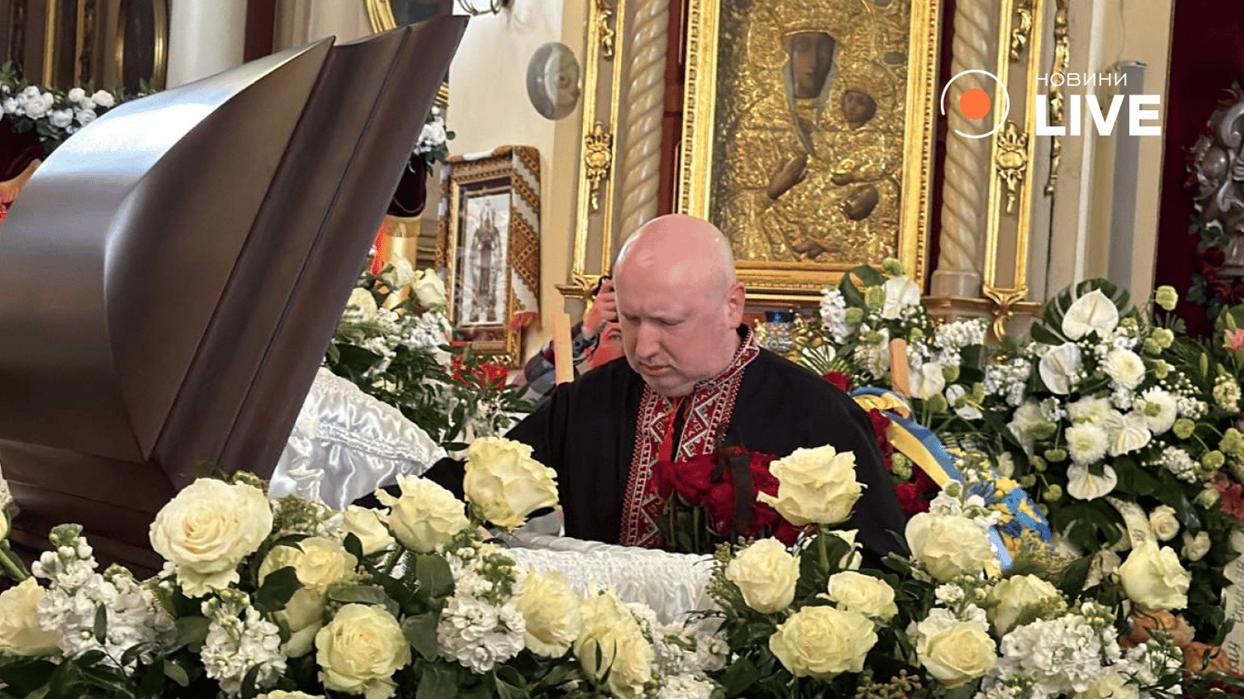 Похорони Кубіва
