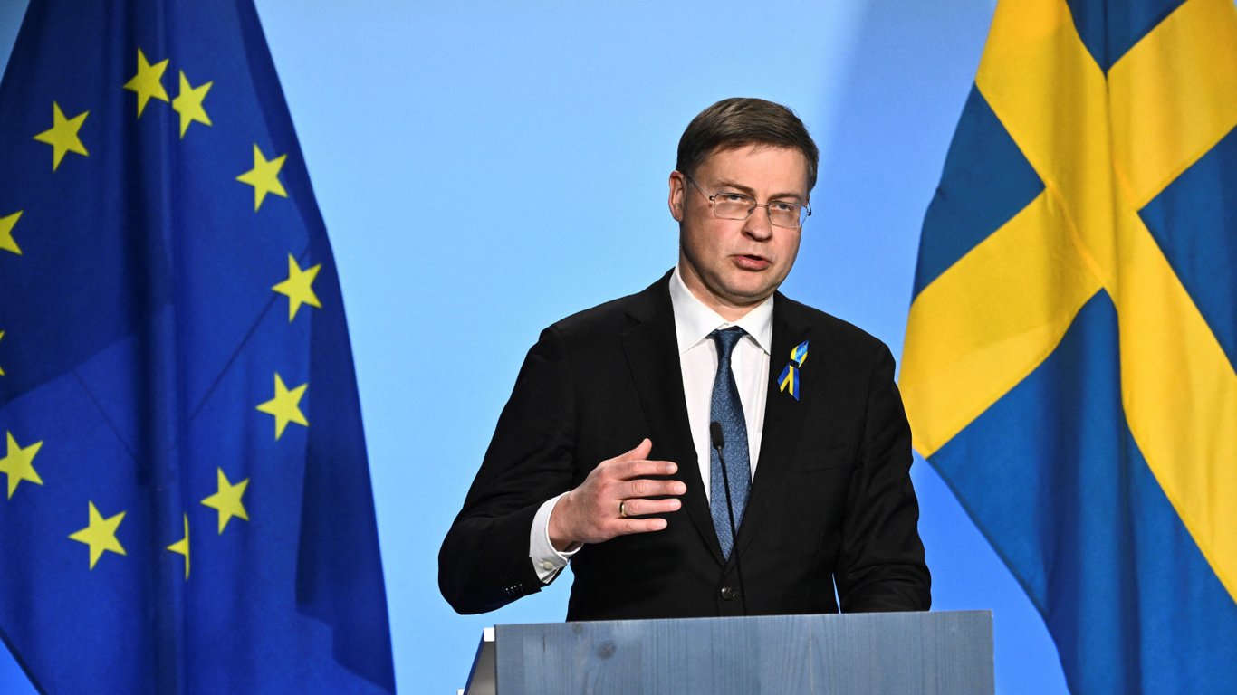 Вице-президент Еврокомиссии сообщил о 1,5 млрд евро для Украины