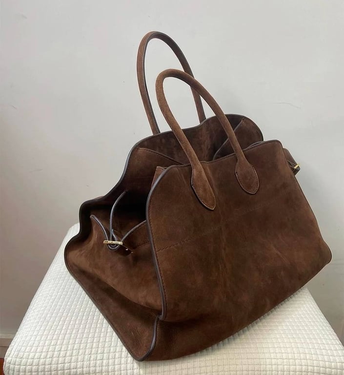 Велика коричнева сумка - хіт сезону