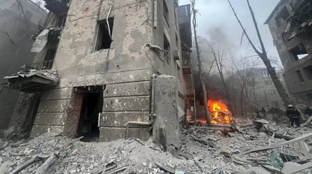 На месте атаки в Харькове обнаружили фрагменты еще одного тела - 290x166