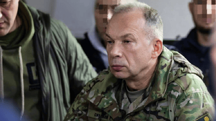 Сырский ответил на заявления об "окружении" Покровска и Купянска - 290x160