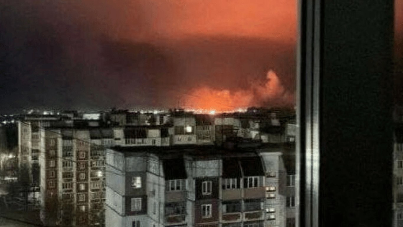 Повторные взрывы в Одессе вечером 5 марта — часть города без света