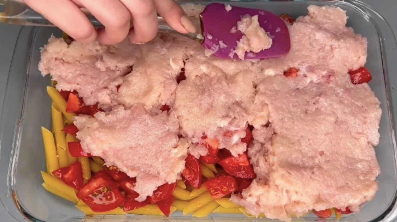 рецепт вечері з фаршем та макаронами