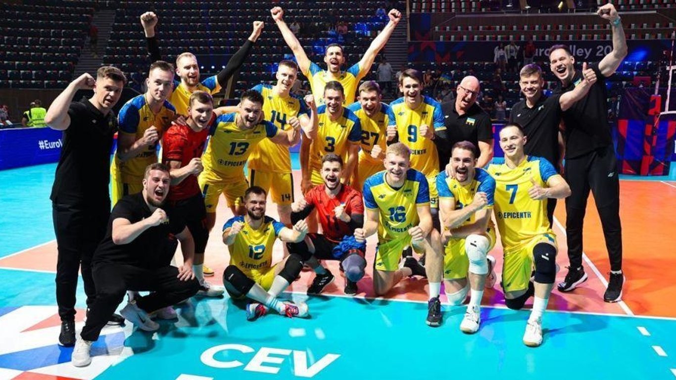 Сборная Украины по волейболу обыграла Португалию и вышла в четвертьфинал Евро