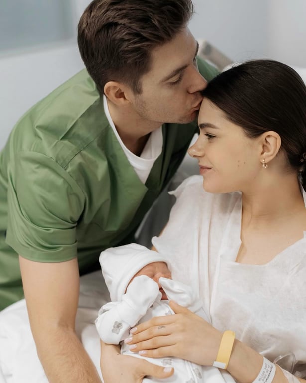 Володимир Остапчук з дружиною та сином