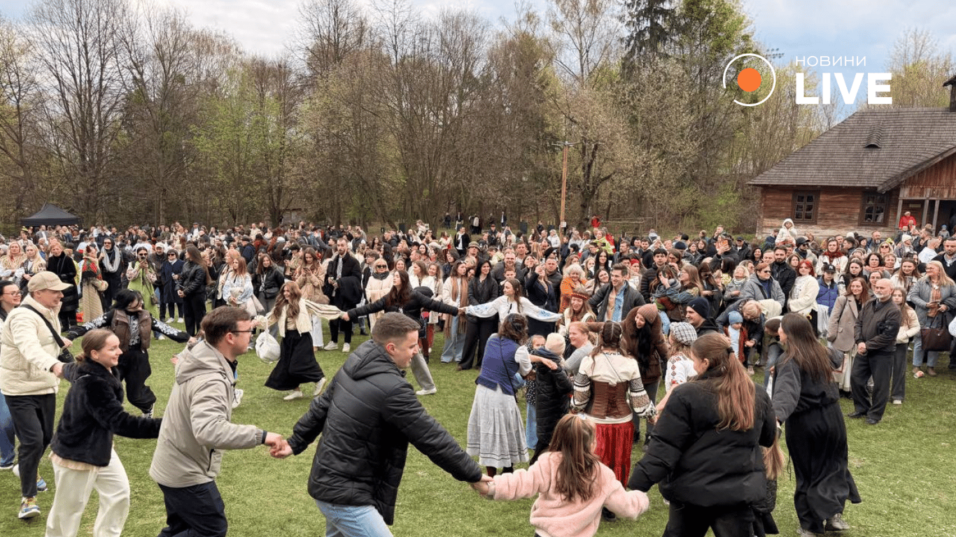 Гаївки у Львові 12 квітня