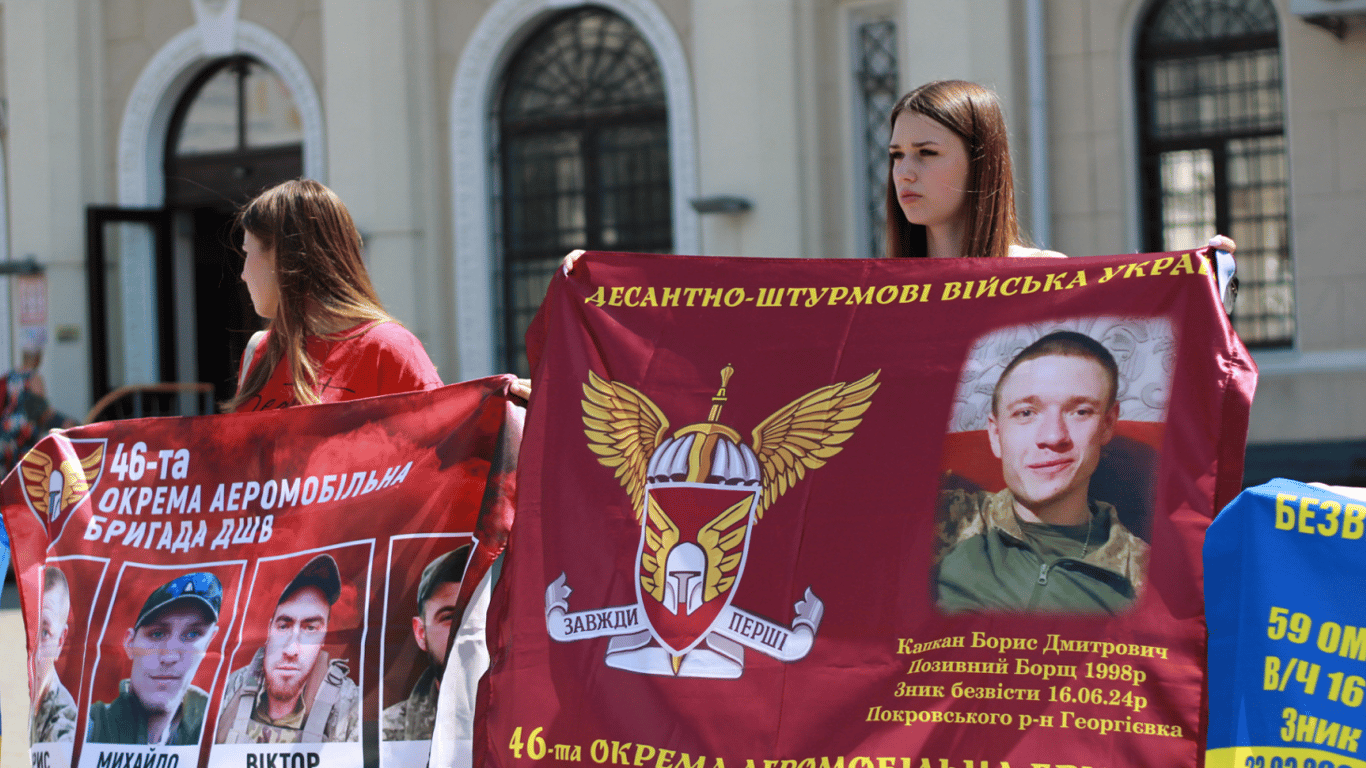 В Одесі нагадали про полонених — фоторепортаж з акції - фото 6