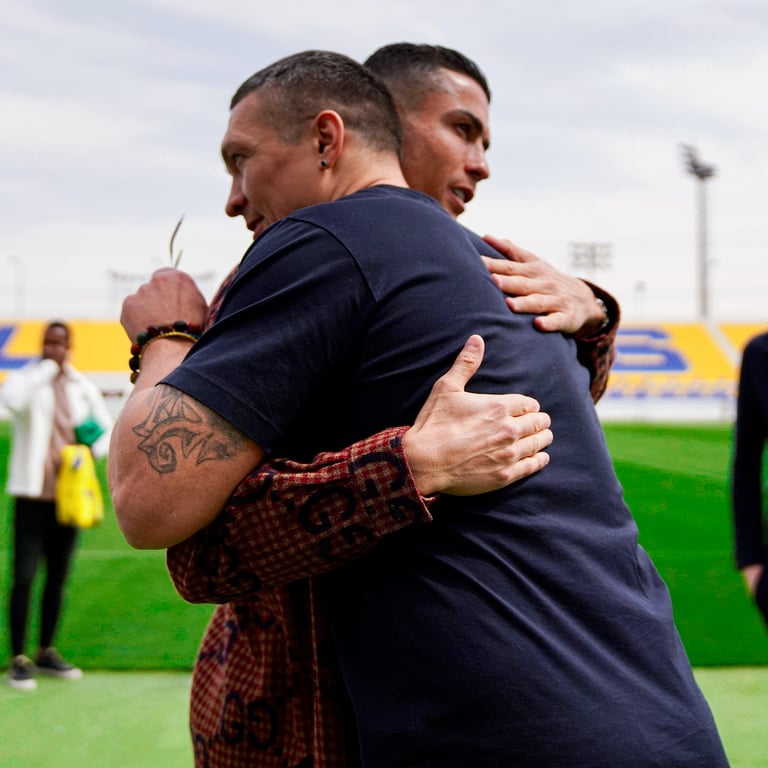 Криштиану Роналду и Александр Усик