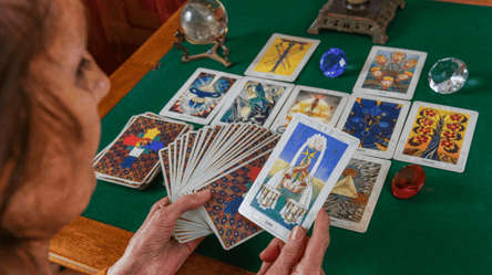 Хороші новини ощасливлять три знаки Зодіаку вже на вихідні — Таро - 285x160