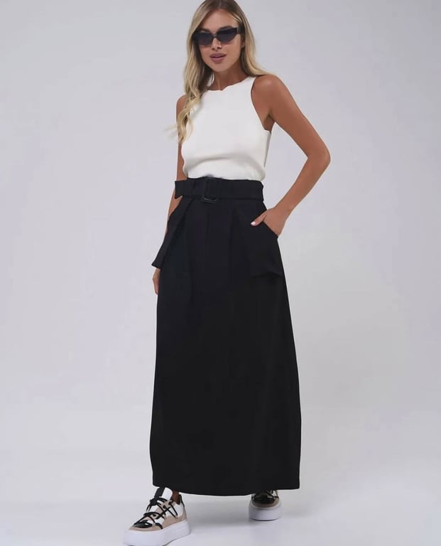 Спідниця-карго є досить універсальною