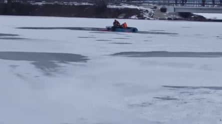 На Хмельниччині двоє рибалок провалилися під лід: одного з них врятувати не вдалося - 285x160