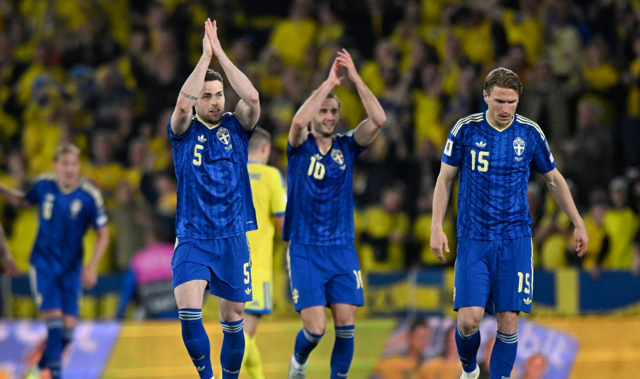 Сборная Швеции после победы над Украиной 26 марта 2026 года