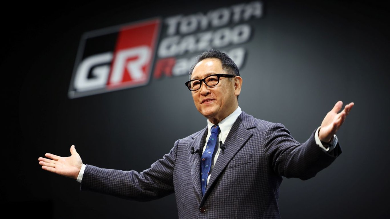 Toyota: потребность в ДВС все еще существует, а спрос на электромобили преувеличен