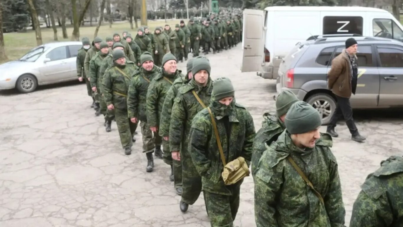 В россии попытаются втихаря провести мобилизацию — выезд за границей мужчинам запрещен