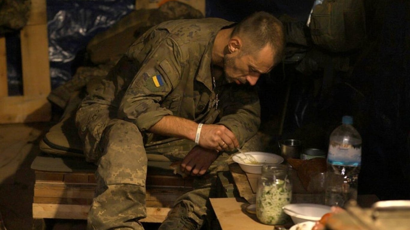 "Приходится преодолевать километры": как питаются украинские военные на фронте