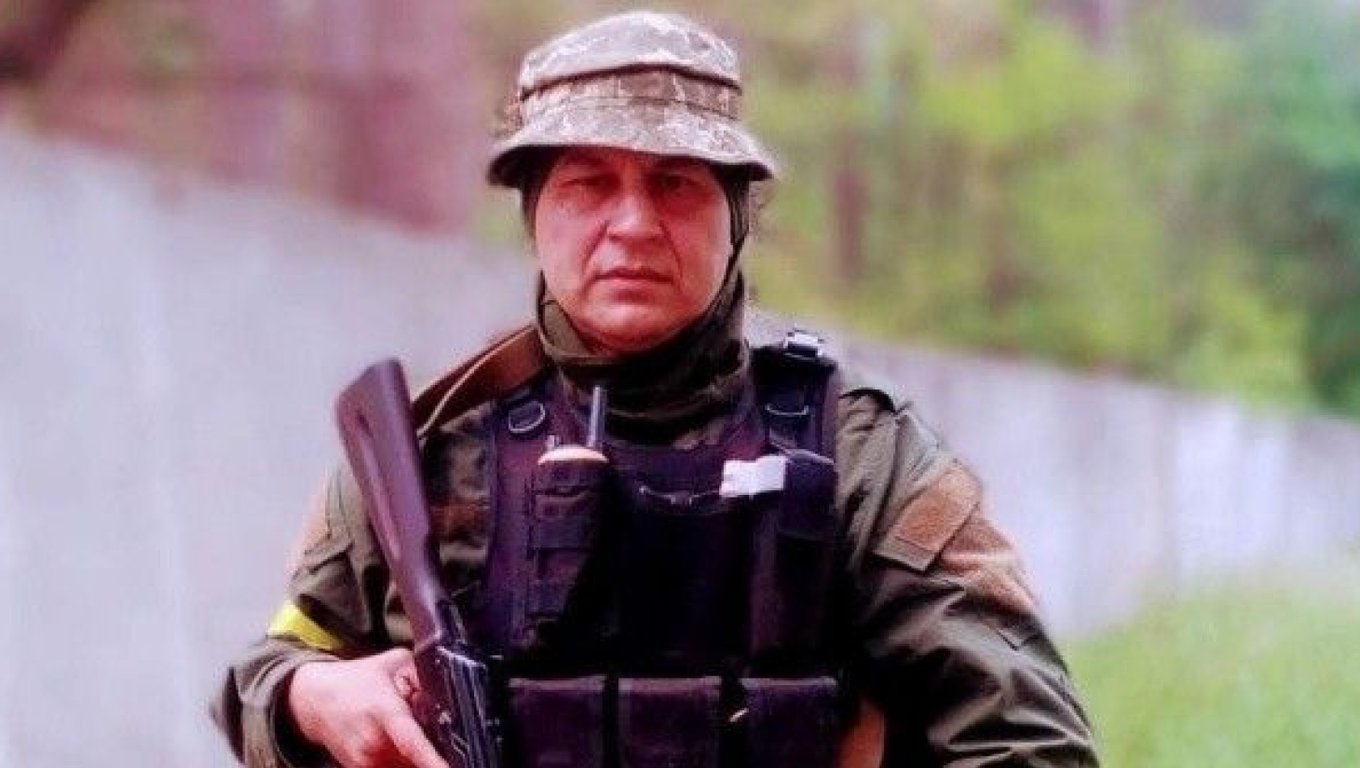 Олег Новиков