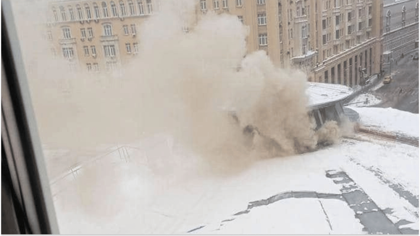 В Москве произошел пожар в театре сатиры