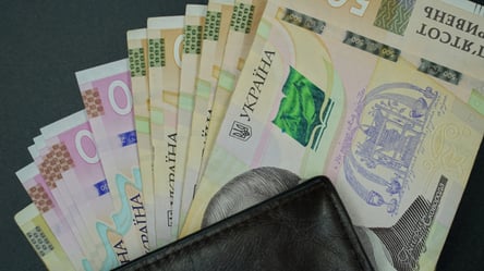 Фінансові штрафи: чи можуть роботодавці скорочувати зарплати - 290x160