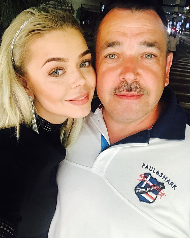 "Скоро приїду, обіймами все розкажу": Аліна Гросу зворушливо привітала батька з днем народження - фото 5