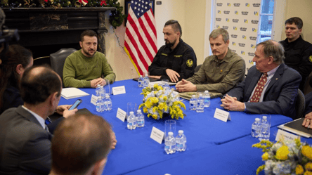 Зеленский встретился с лидерами оборонных компаний США и обсудил совместное производство оружия - 285x160