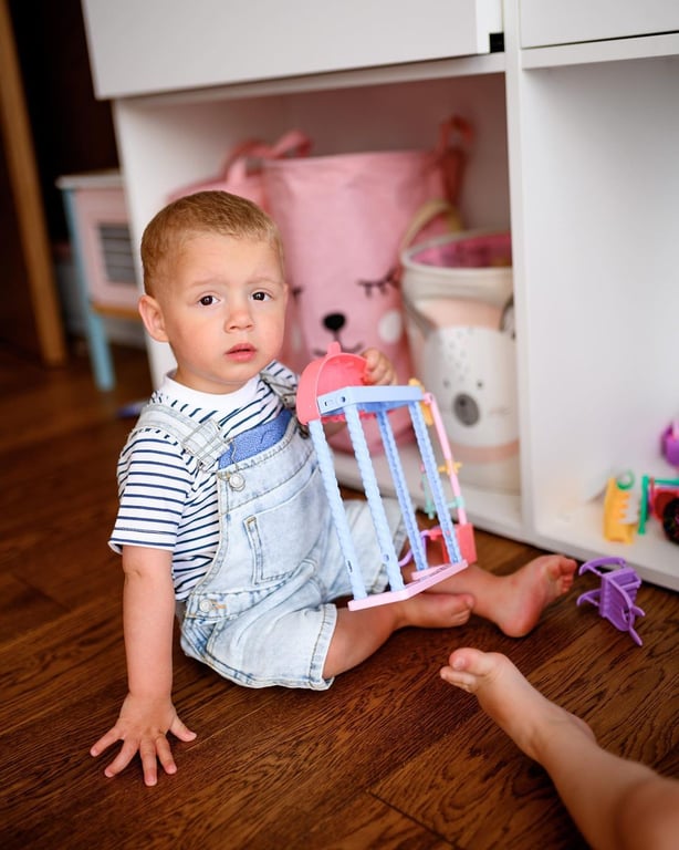 Розчулило до сліз: дружина Тімура Мірошниченка замилувала ніжною фотосесією синів - фото 4