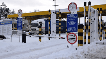 Заблокирована дорога в Молдову — где пробки на трассе Одесса-Рени - 285x160