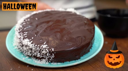 Американский шоколадный сумасшедший пирог к Хэллоуину - 285x160