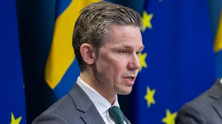 Швеция пока не будет предоставлять Украине истребители: министр обороны выступил с объяснениями - 285x160
