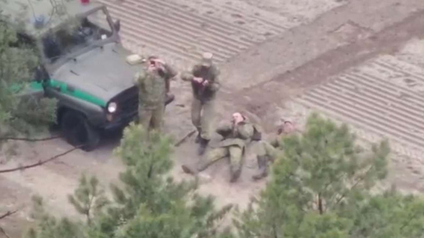 Позор белорусских пограничников: забавное видео сбивания дрона