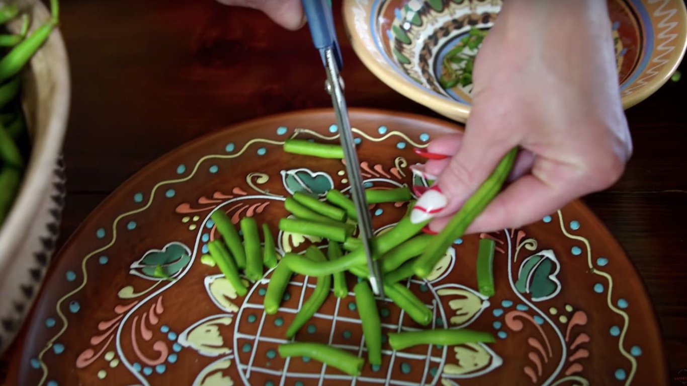 заготівля спаржевої квасолі на зиму 