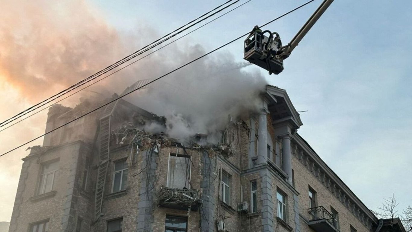 В Киеве в результате атаки БпЛА 1 января погибла женщина