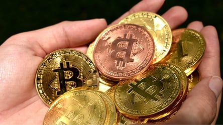 Bitcoin достиг самой высокой цены впервые с мая 2022 года, — Bloomberg - 285x160