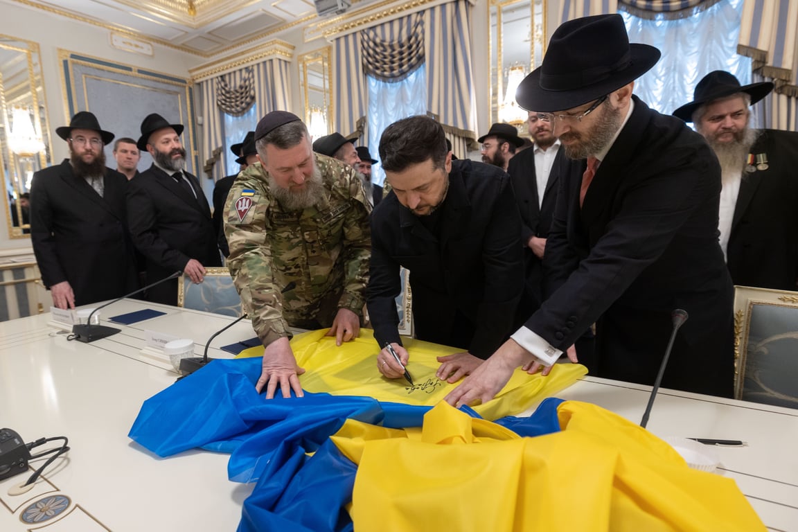 Володимир Зеленський зустрівся з рабинами з нагоди Песаху