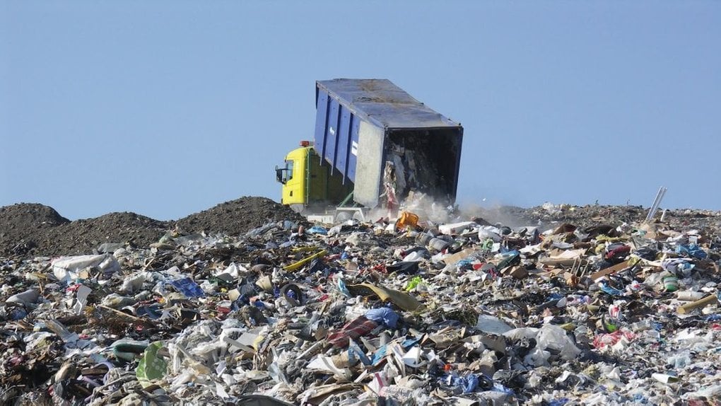 Сміттєзвалище у Дальнику. Фото: odessitua