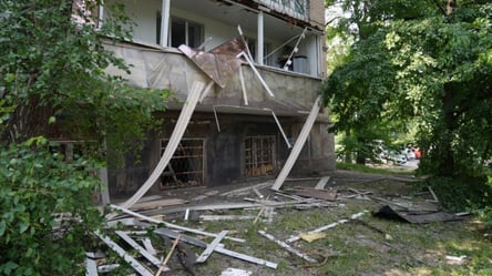 Удар по Запоріжжю: росіяни поцілили у супермаркет та будинки - 285x160