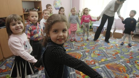 Только 15% детей в киевских садах свободно разговаривают по-украински — как улучшить этот показатель - 285x160