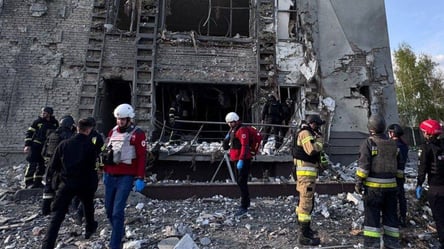 В Запорожье Россия убила трех гражданских во время масштабной атаки - 285x160