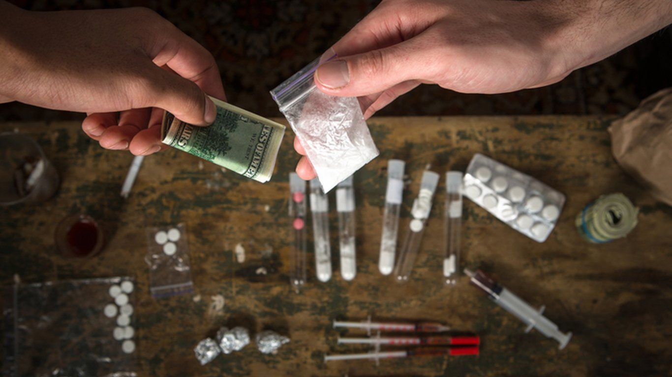 Одесситы могут сообщать об интернет-наркомагазинах через чат-бот