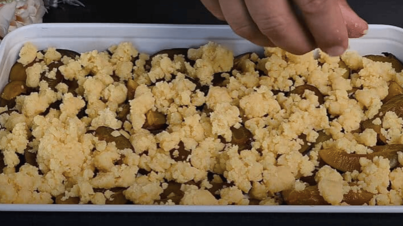 рецепт пирога з фото ніжного десерту зі сметанним кремом