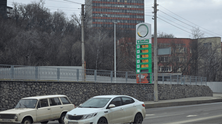 Скільки коштує пальне в Україні сьогодні - 290x160