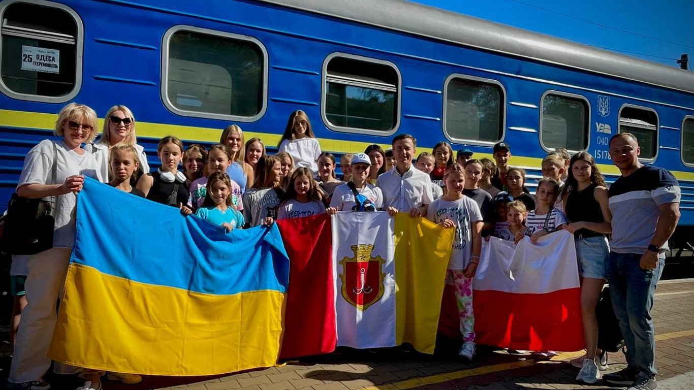 Юные спортсмены из Одессы отправились на отдых в Гданьск