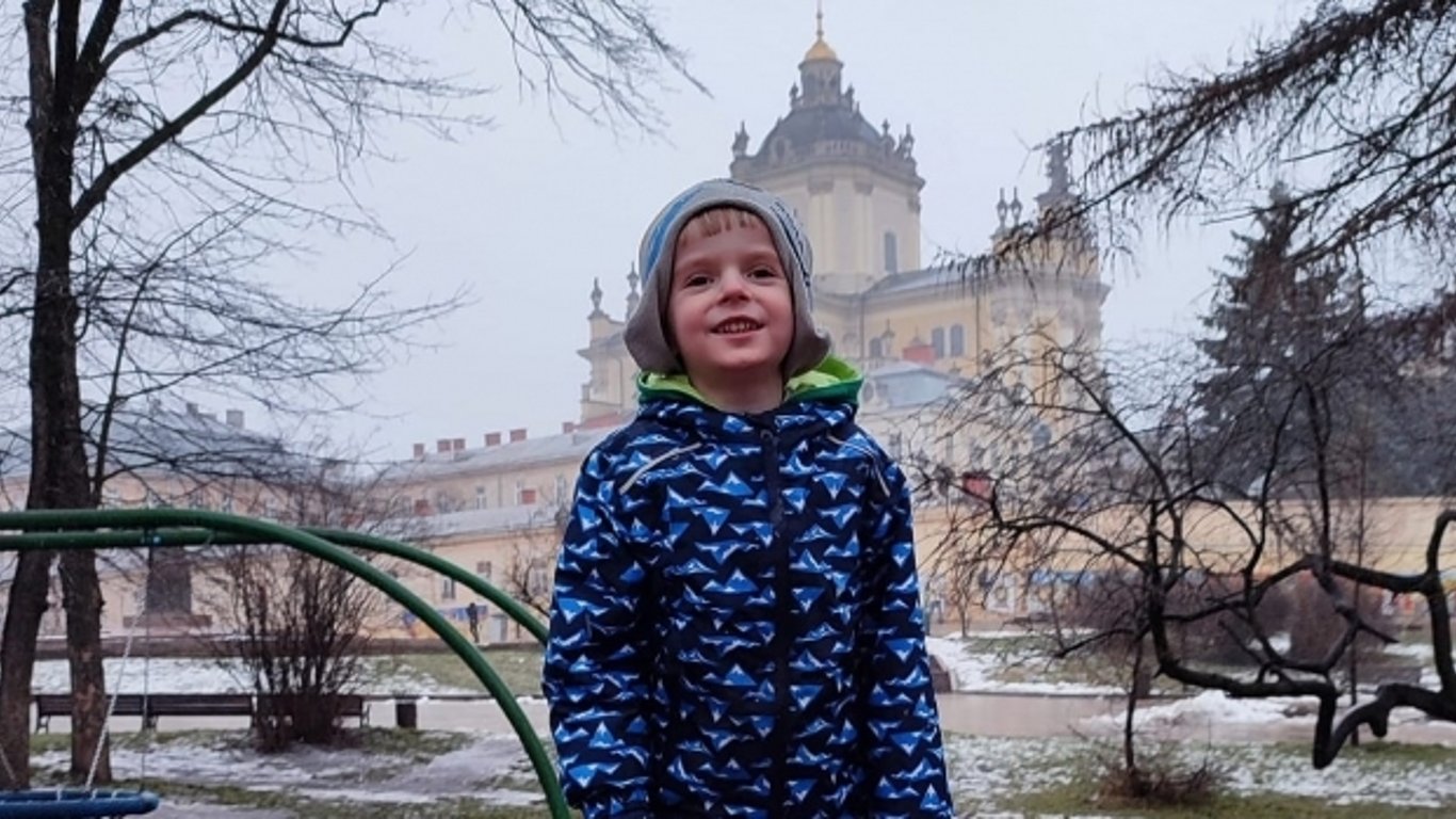 У Львові помер п'ятирічний хлопчик, який впав в кому під час лікування зубів