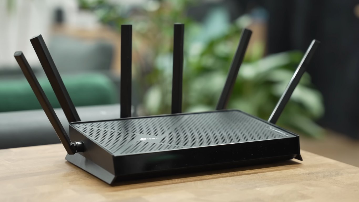 Чи варто вимикати Wi-Fi-роутер на ніч: плюси та мінуси такої звички