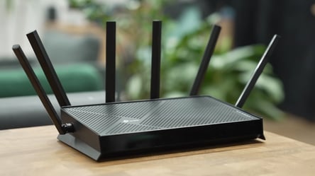 Эксперты объяснили, стоит ли выключать Wi-Fi-роутер на ночь - 285x160
