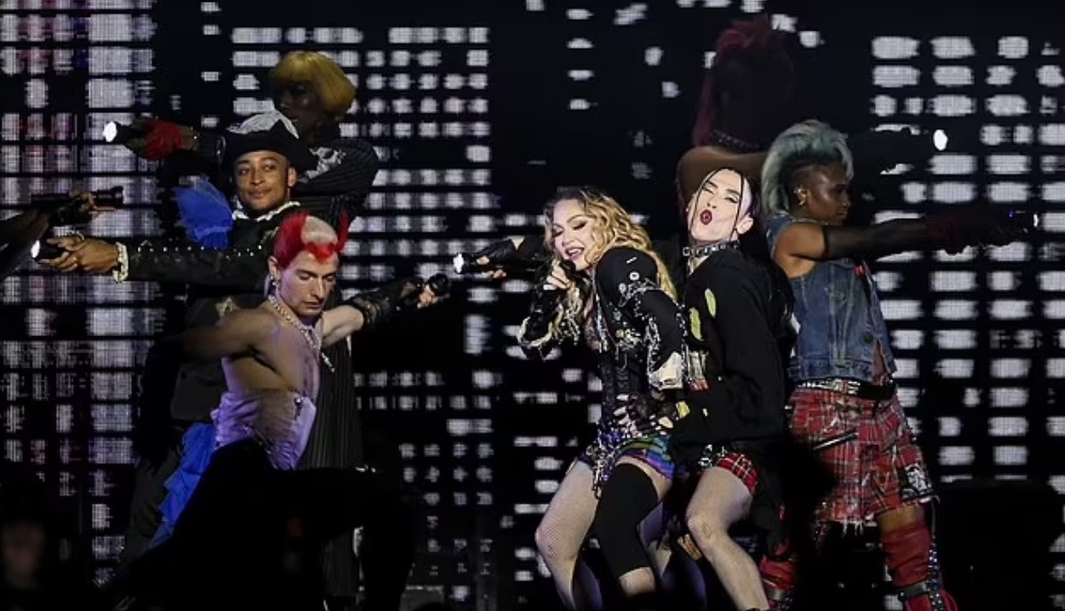 Мадонна зібрала більше 1,6 млн глядачів