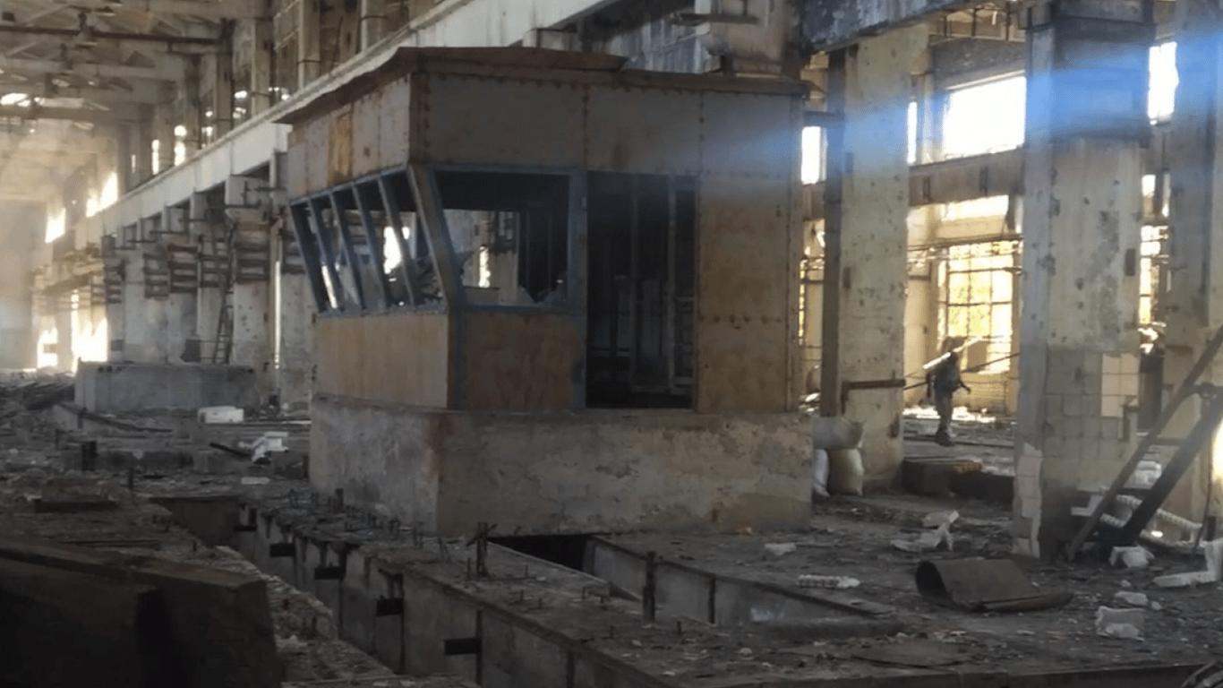Оккупанты вывозят остатки авдеевского коксохимического завода
